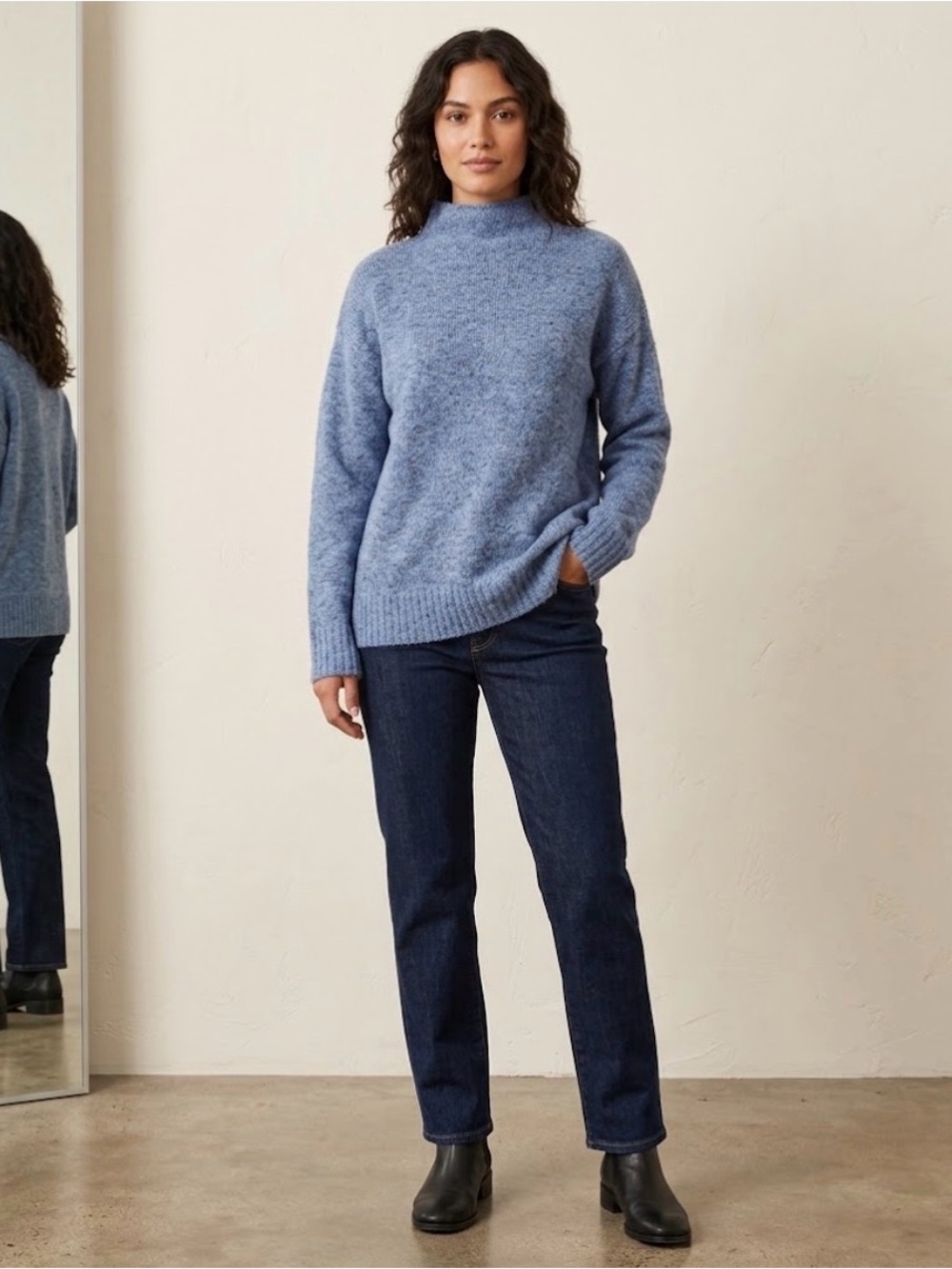 Well Worn Blue Wool Blend Emma 24-01 Sweater Size Small.